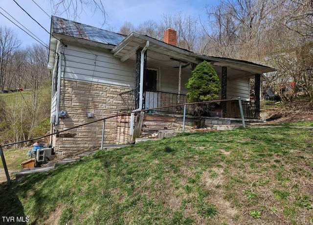 Property at 55 Hill Top Dr, Dante, VA 24237, 3 beds, 1 bath