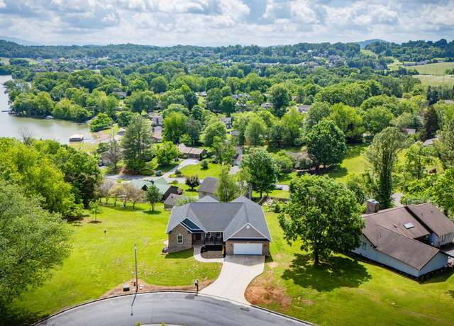 Property at 1 Sweetwood Dr, Johnson City, TN 37615, 4 beds, 3 baths