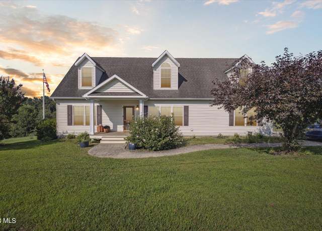 Property at 1255 Jim Fox Rd, Greeneville, TN 37743, 3 beds, 2.5 baths