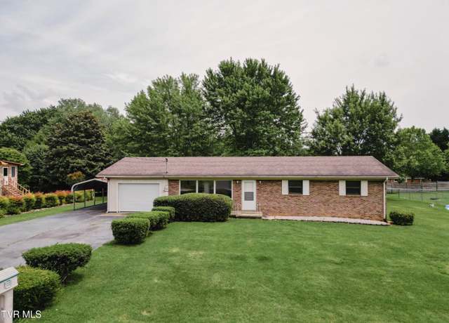 Property at 110 Royce St, Greeneville, TN 37743, 3 beds, 1.5 baths