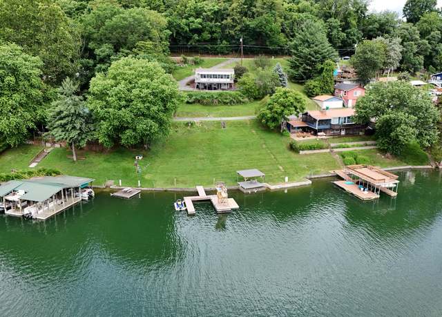 Property at 411 Gammon Rd, Kingsport, TN 37663, 2 beds, 1.5 baths