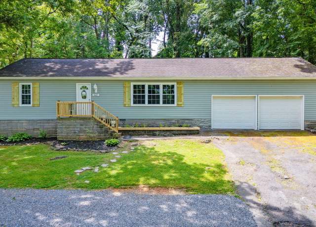 Property at 3025 Shipley St, Kingsport, TN 37664, 4 beds, 1.5 baths