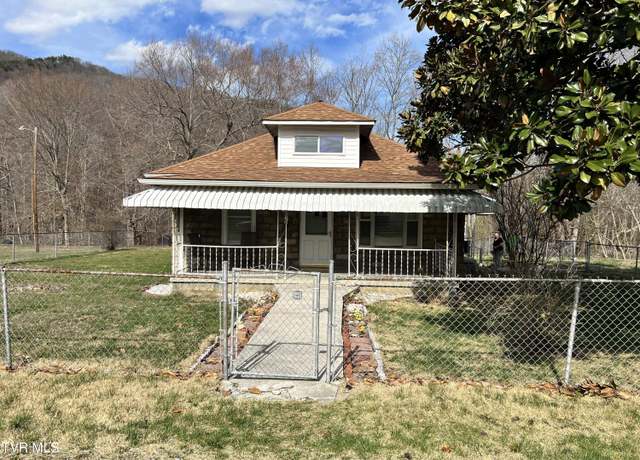 Property at 620 River St, Big Stone Gap, VA 24219, 3 beds, 1 bath