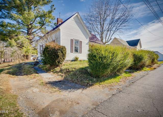 Property at 462 Whitt St St, Bristol, VA 24201, 2 beds, 1 bath