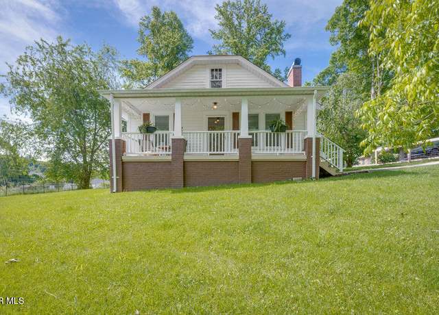 Property at 3901 Rocky Hill Ln, Kingsport, TN 37660, 3 beds, 1.5 baths