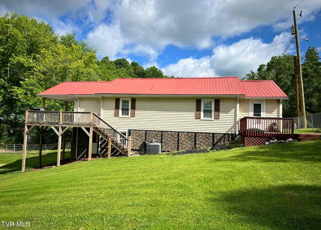 Property at 326 Park Ave, Appalachia, VA 24216, 4 beds, 1 bath