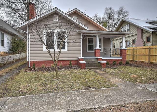 Property at 409 Locust St, Johnson City, TN 37604, 2 beds, 1 bath