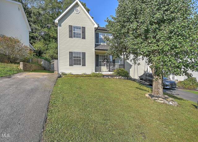 Property at 124 Boardwalk, Bristol, TN 37620, 3 beds, 2.5 baths