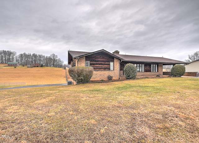 Property at 1902 Rock Springs Rd, Kingsport, TN 37664, 3 beds, 2.5 baths