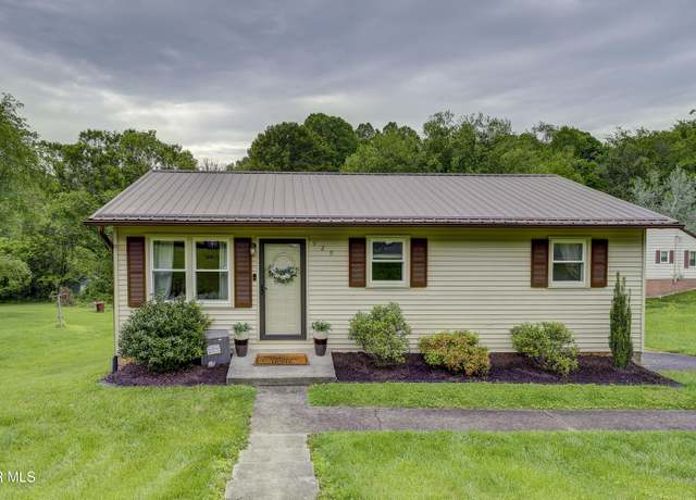 Property at 1629 Central Ave, Elizabethton, TN 37643, 3 beds, 1 bath