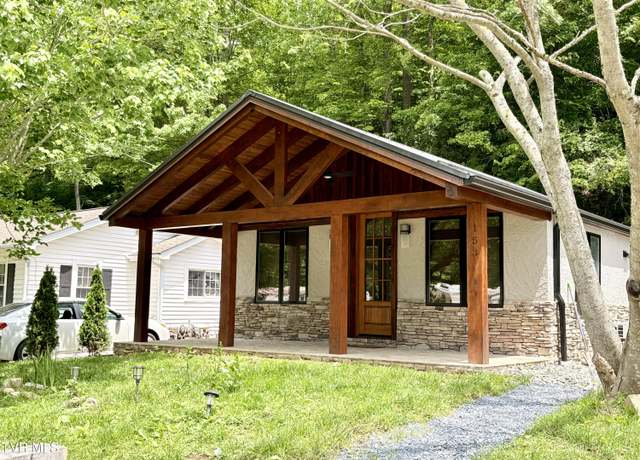 Property at 153 Hampton Creek Rd, Roan Mountain, TN 37687, 2 beds, 2 baths