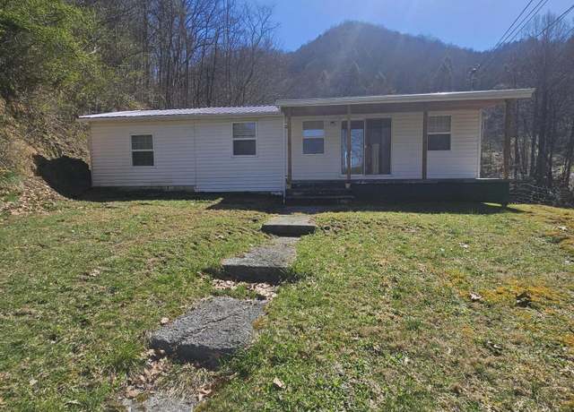 Property at 1671 New House Branch Rd, Grundy, VA 24614, 3 beds, 2 baths