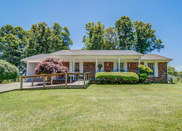Property at 133 Greenwood St, Rogersville, TN 37857, 4 beds, 2.5 baths