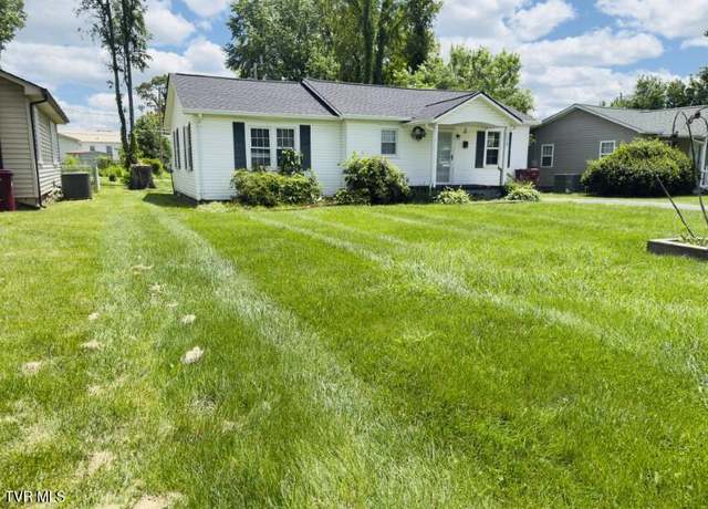 Property at 1310 Chilhowie Ave, Johnson City, TN 37601, 2 beds, 2 baths