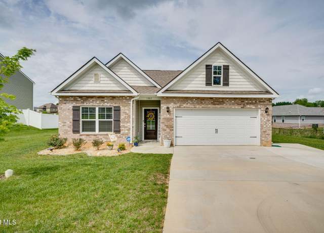 Property at 1063 Pampas Dr, Jonesborough, TN 37659, 4 beds, 2 baths