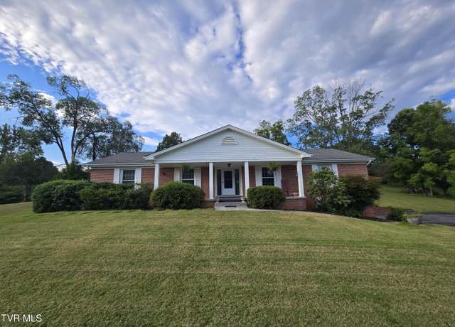 Property at 5404 Memorial Blvd, Kingsport, TN 37664, 3 beds, 3 baths