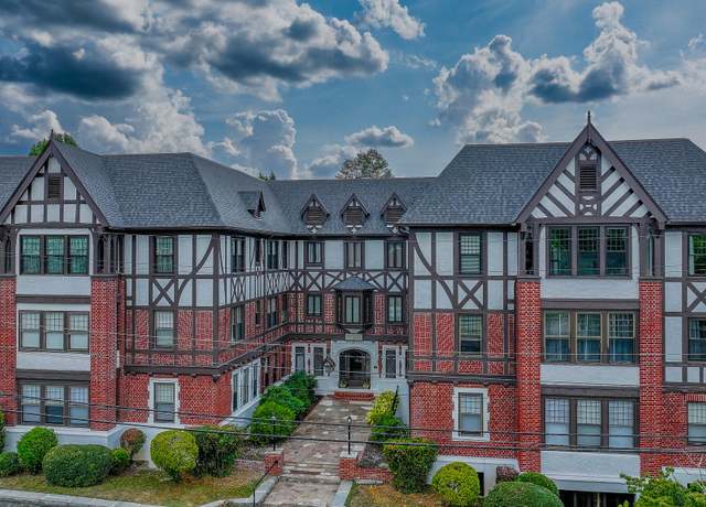 Property at 701 Locust St #34, Johnson City, TN 37604, 2 beds, 1 bath