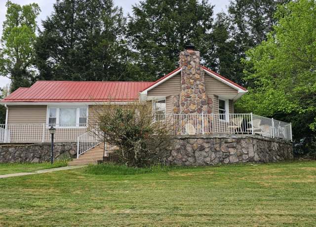Property at 616 Kiser Ave, Coeburn, VA 24230, 3 beds, 1.5 baths