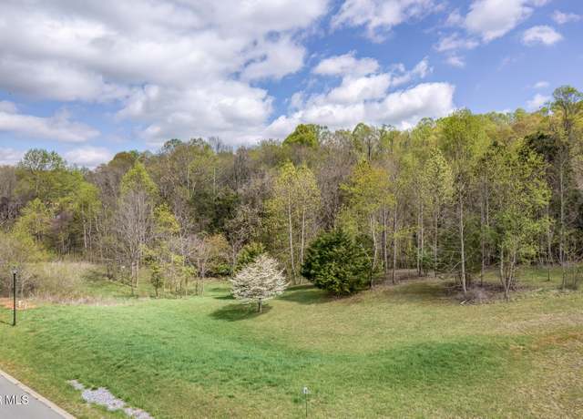 Property at 2436 Duncans Retreat Dr, Johnson City, TN 37601