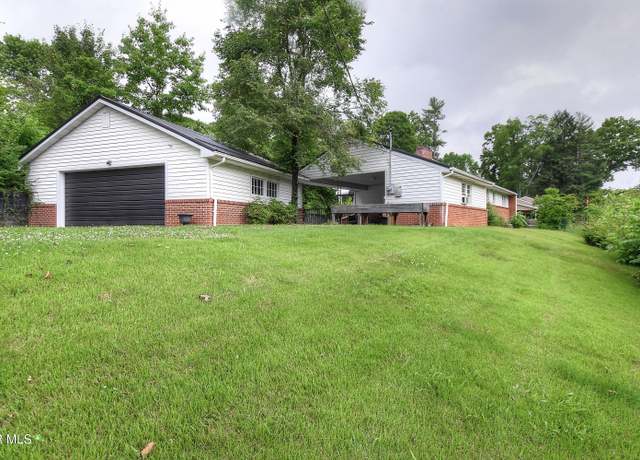 Property at 336 Cedar Valley Rd, Bristol, TN 37620, 3 beds, 1.5 baths