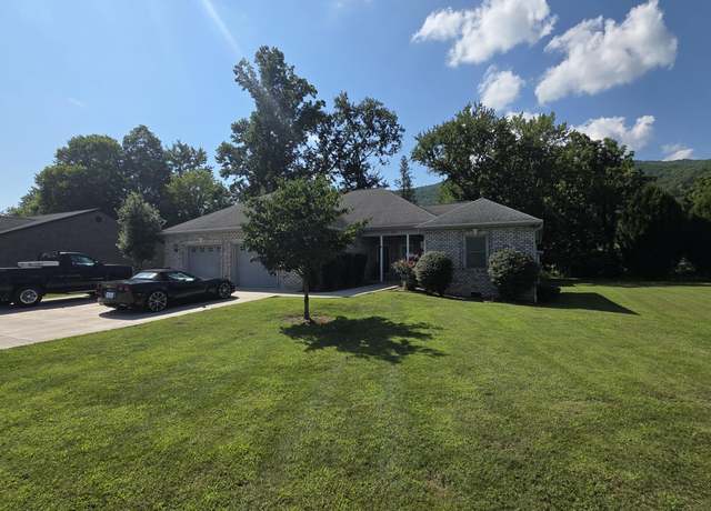 Property at 212 Alania Ct, Elizabethton, TN 37643, 3 beds, 2 baths