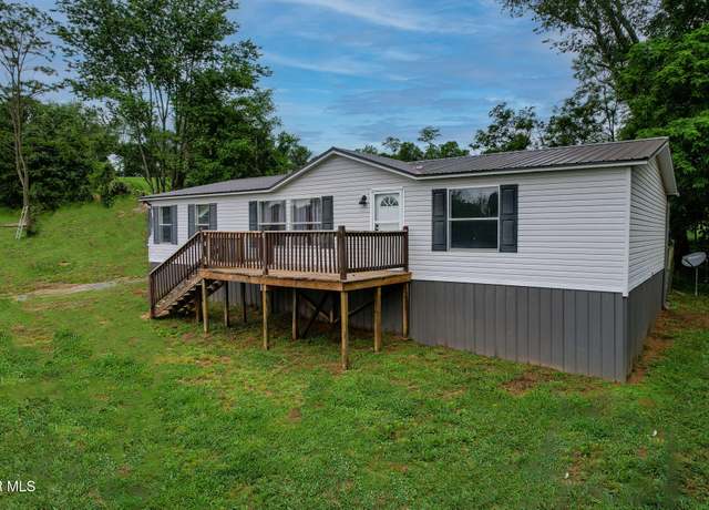 Property at 1830 Dover Rd, Morristown, TN 37813, 3 beds, 2 baths