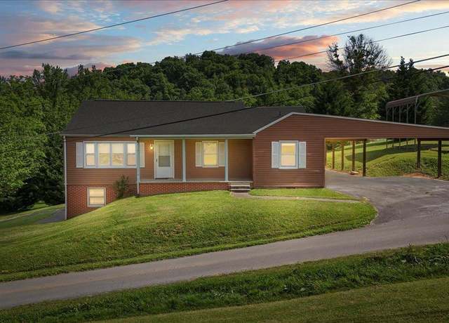 Property at 105 Meredith Dr, Elizabethton, TN 37643, 4 beds, 2 baths