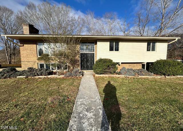Property at 225 Mandan Rd, Kingsport, TN 37664, 3 beds, 2.5 baths