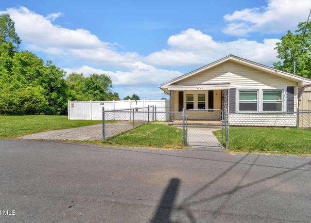 Property at 1217 Kentucky Ave, Bristol, TN 37620, 2 beds, 1 bath