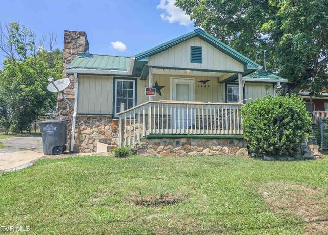 Property at 1300 Grant Pl, Kingsport, TN 37660, 2 beds, 1 bath