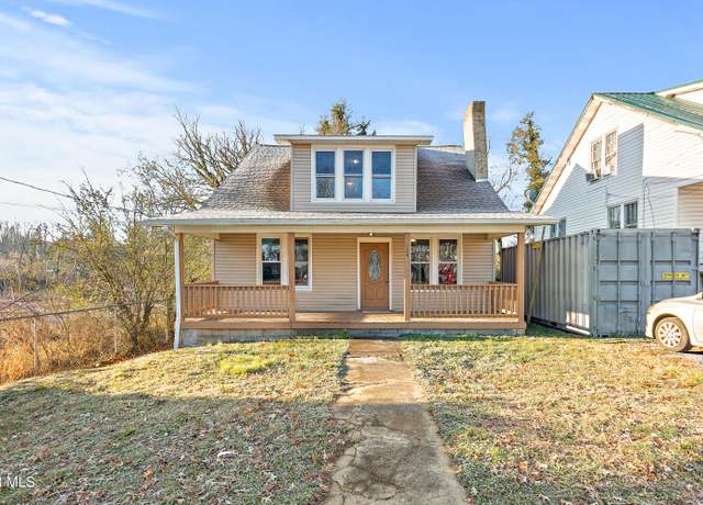 Property at 124 Mary St, Bristol, VA 24201, 5 beds, 2 baths