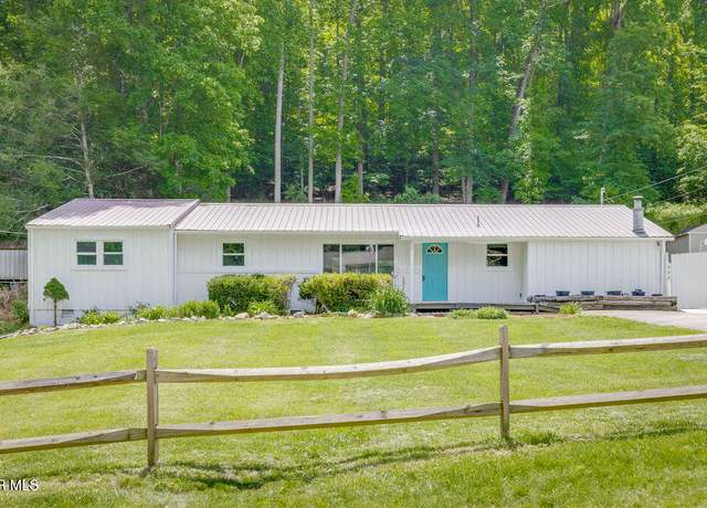 Property at 312 Woodcrest Dr, Kingsport, TN 37663, 3 beds, 2 baths