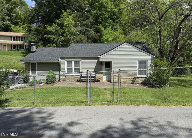 Property at 2621 Old Lewis Rd, Johnson City, TN 37601, 3 beds, 1 bath