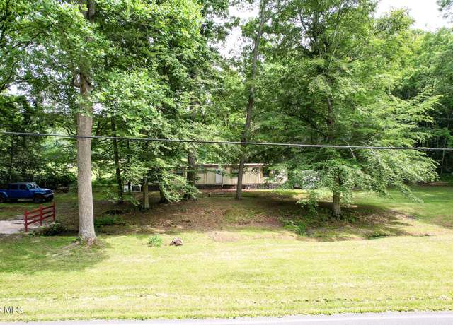 Property at 3553 Greenwood Dr, Johnson City, TN 37604