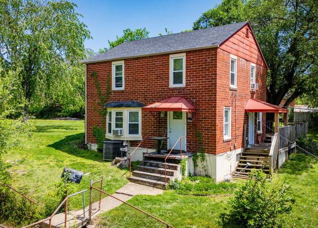 Property at 1689 Jefferson Ave, Kingsport, TN 37664, 4 beds, 2 baths