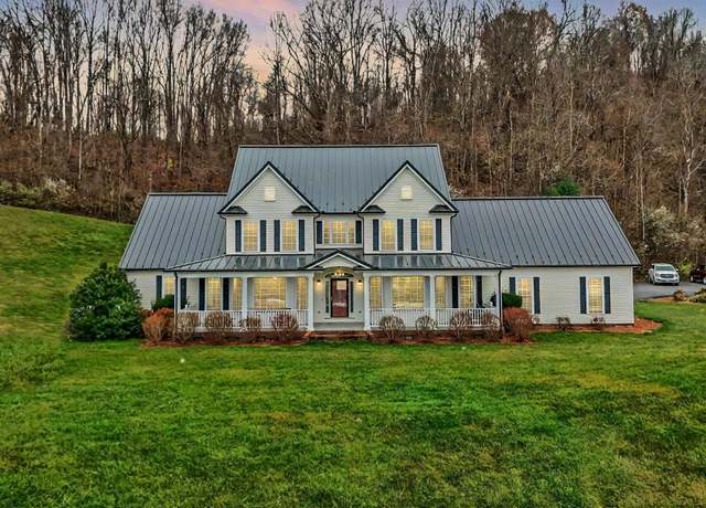 Property at 4772 Baptist Valley Rd, North Tazewell, VA 24630, 4 beds, 2.5 baths