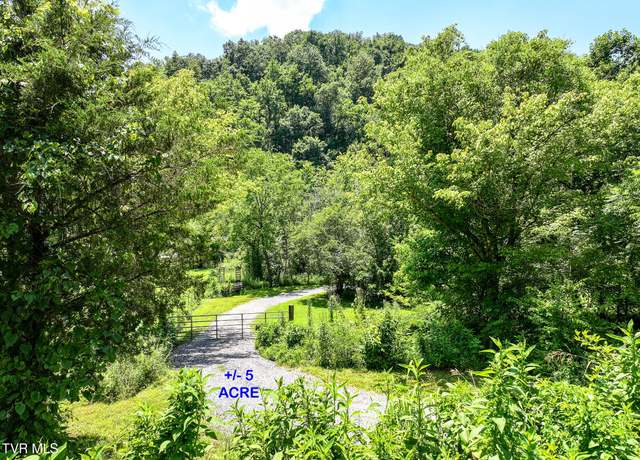Property at 2646 Maples Branch Rd, Sevierville, TN 37876