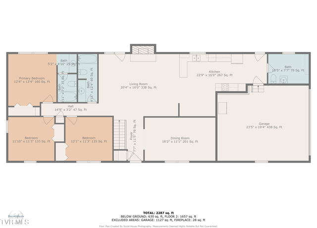 Property at 2114 Bloomingdale Rd, Kingsport, TN 37660, 3 beds, 2.5 baths