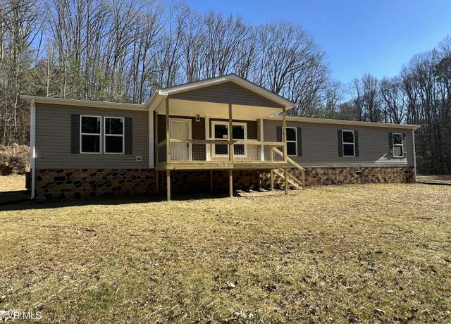 Property at 321 Hillcrest St, Rogersville, TN 37857, 4 beds, 3 baths