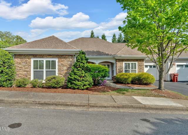 Property at 211 University Pkwy #1, Johnson City, TN 37604, 2 beds, 2 baths