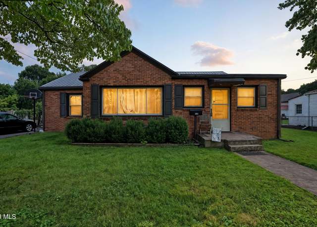 Property at 1410 Burgie St, Elizabethton, TN 37643, 3 beds, 1 bath