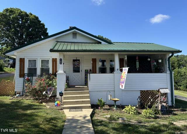 Property at 192 Virginia St, Kingsport, TN 37665, 3 beds, 1 bath