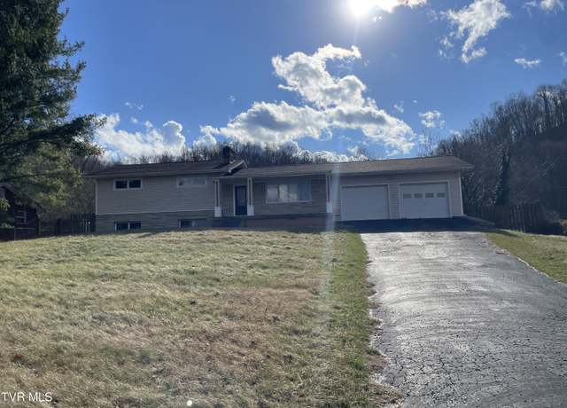 Property at 129 Brumley Circle Cir, Lebanon, VA 24266, 3 beds, 2 baths