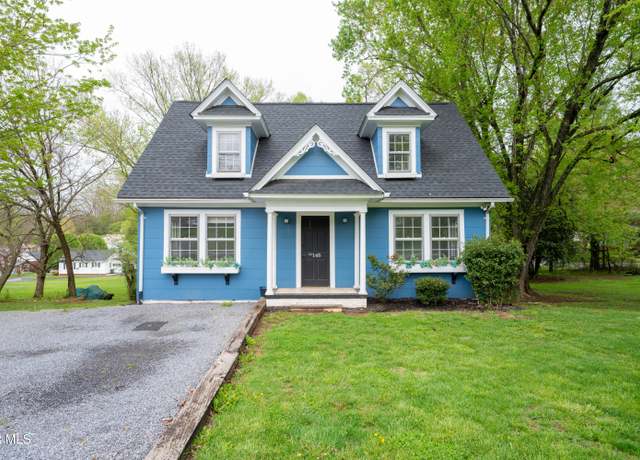 Property at 145 Carters Valley Rd, Kingsport, TN 37665, 3 beds, 2 baths