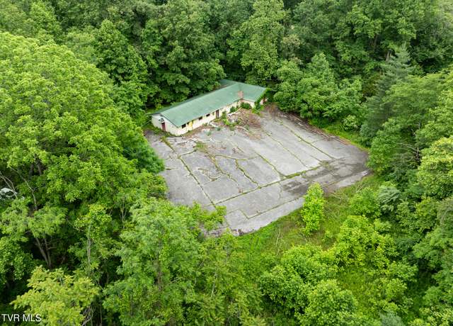 Property at 231 Vfw Trl, Pennington Gap, VA 24277