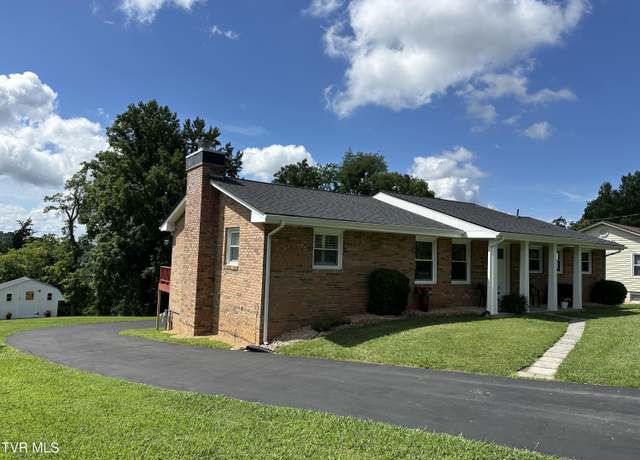 Property at 4617 Old Stage Rd, Kingsport, TN 37664, 3 beds, 1.5 baths