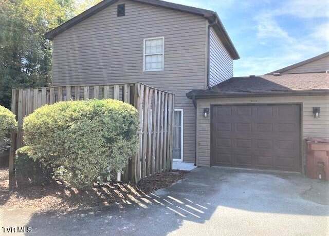 Property at 504 Pilgrim Ct Unit D, Johnson City, TN 37601, 2 beds, 1.5 baths