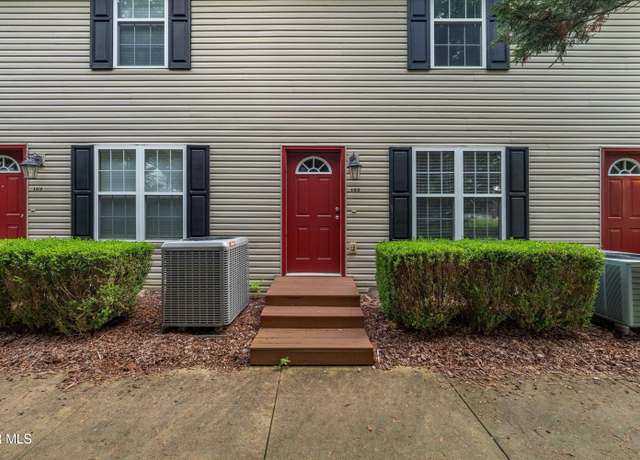 Property at 1113 High St #102, Johnson City, TN 37604, 2.5 baths
