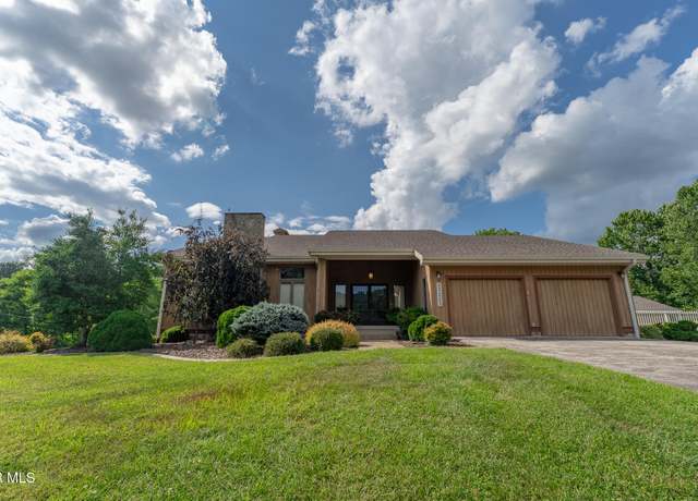 Property at 2225 Buena Vista Rd, Big Stone Gap, VA 24219, 4 beds, 2.5 baths