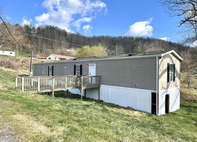 Property at 13 Woods Rd, Castlewood, VA 24224, 3 beds, 2 baths